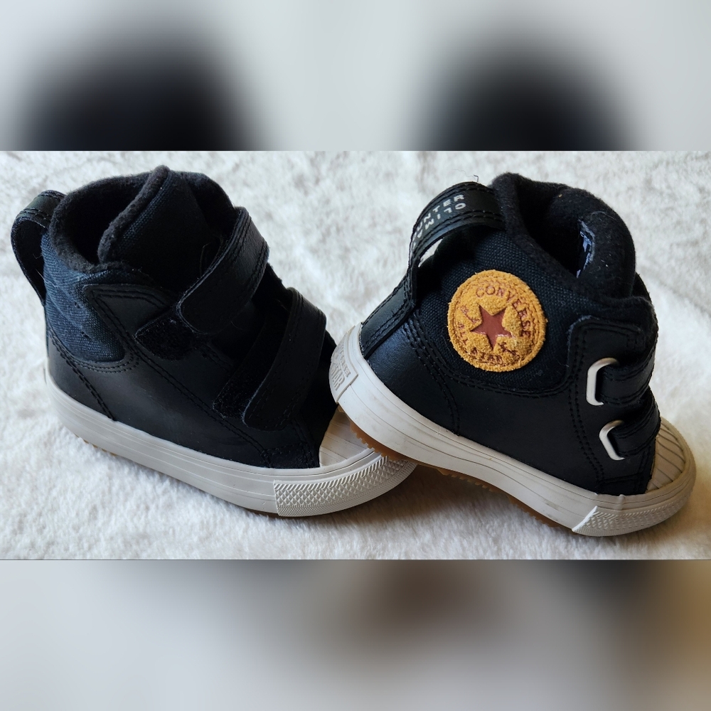 Converse Chuck Taylor Berkshire Boot High-Top Black/Pale Putty 771525C - Picture 2 of 5